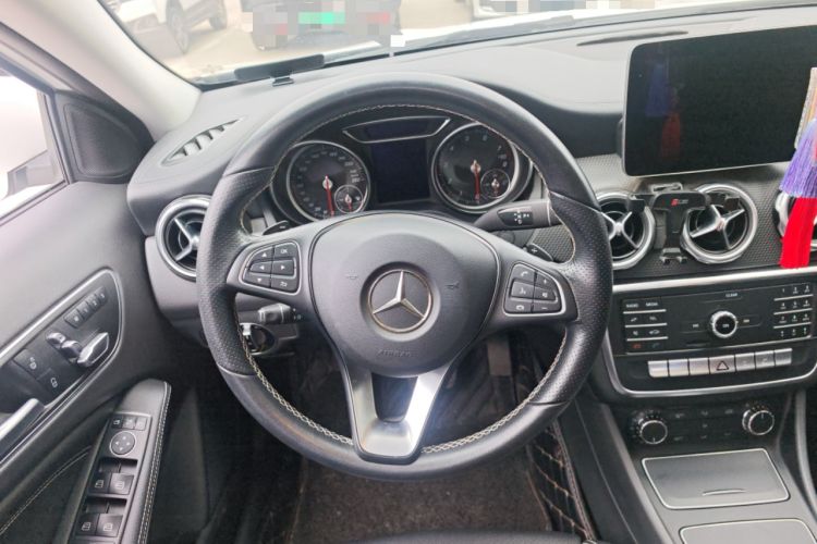 Used Mercedes-Benz GLA 2018 GLA 200 Fashion Model
