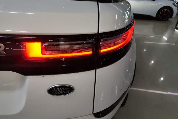 Used Land Rover Range Velar 2024 Flagship Edition Right Rear Taillight