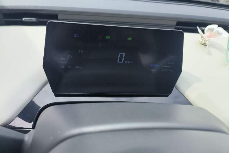 Used Chery QQ Little Ant 2024 Refreshed Version Youth Edition 321 km Beloved Edition 29.23 kWh Instrument Cluster