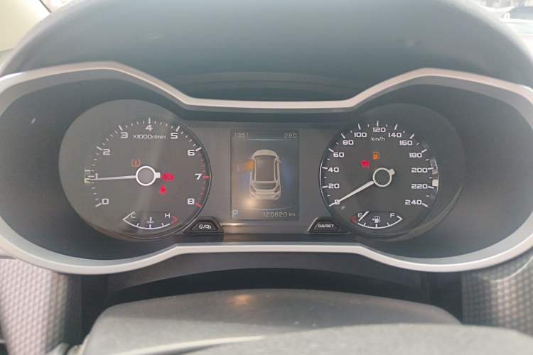 Used Geely Auto Emgrand GS 2016 Sport Edition 1.3T Automatic ZhenShang Model Instrument Cluster