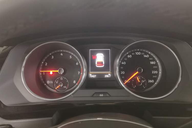 Used Volkswagen Tiguan L 2018 330TSI Automatic Two-Wheel Drive Comfort Edition Instrument Cluster