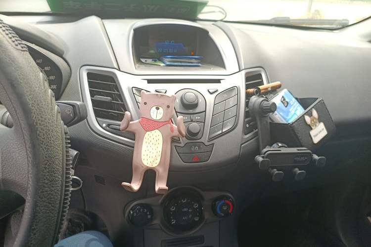 Used Ford Fiesta 2013 Hatchback 1.5L Manual Fashion Edition Audio And AC Panel