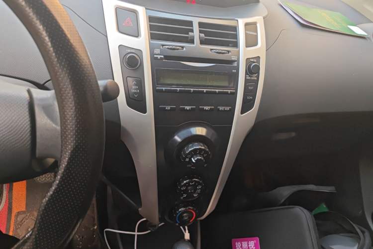 Used Toyota Yaris 2011 1.6E Automatic Charm Edition
