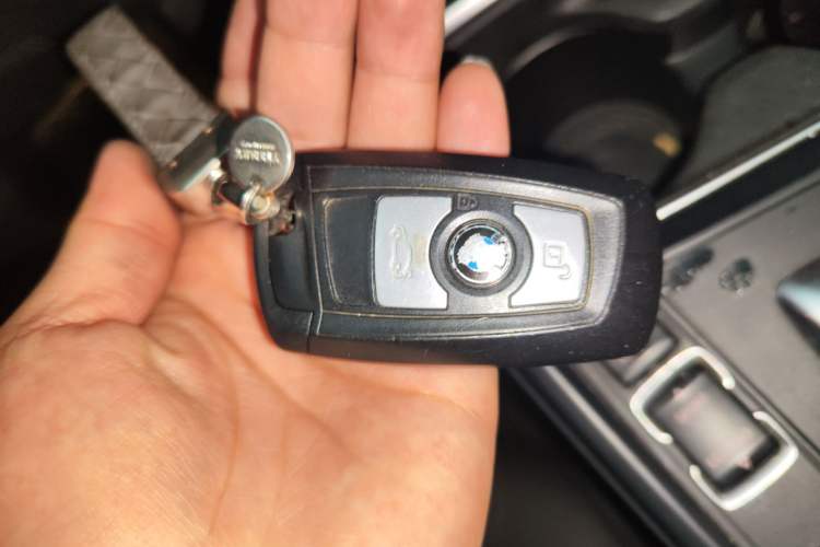 Used BMW 3 Series 2015 316Li Fashion Model Vehicle Key