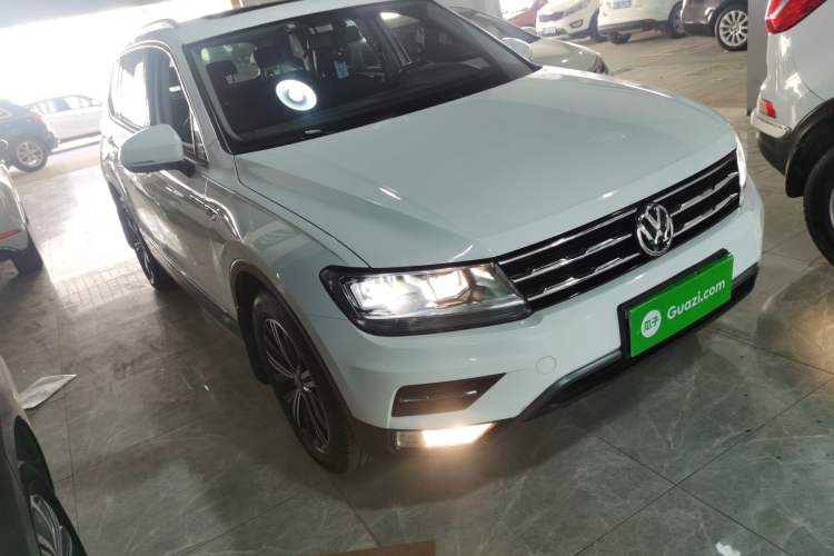 Used Volkswagen Tiguan L 2019 Updated Version 330TSI Automatic Two-Wheel Drive Panoramic Comfort Edition China VI Standard