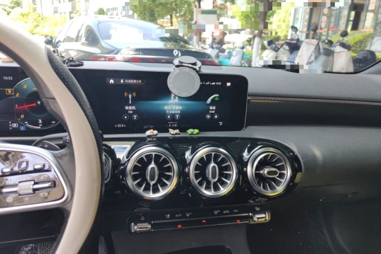 Used Mercedes-Benz A-Class 2019 A 200 Dynamic Edition Audio And AC Panel