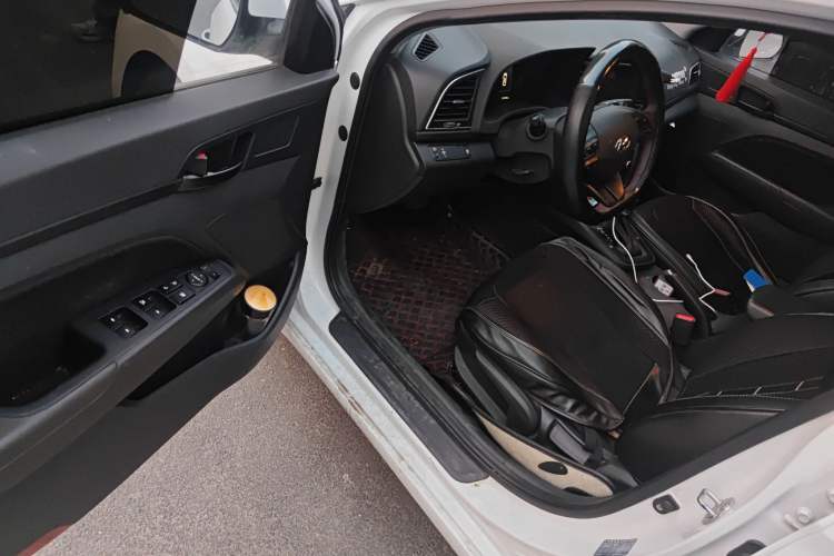 Used Hyundai Elantra (6th Generation / Lingdong) 2018 1.4T Dual-Clutch Xuan Dong · Dynamic Edition
