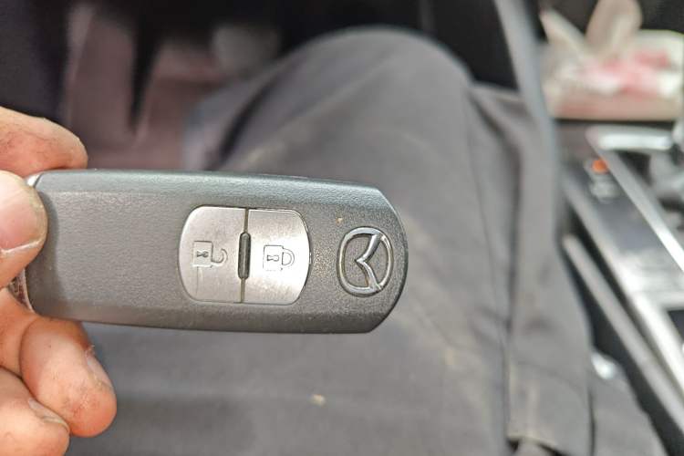 Used Mazda CX-5 2015 2.0L Automatic Two-Wheel Drive Urban Version Vehicle Key