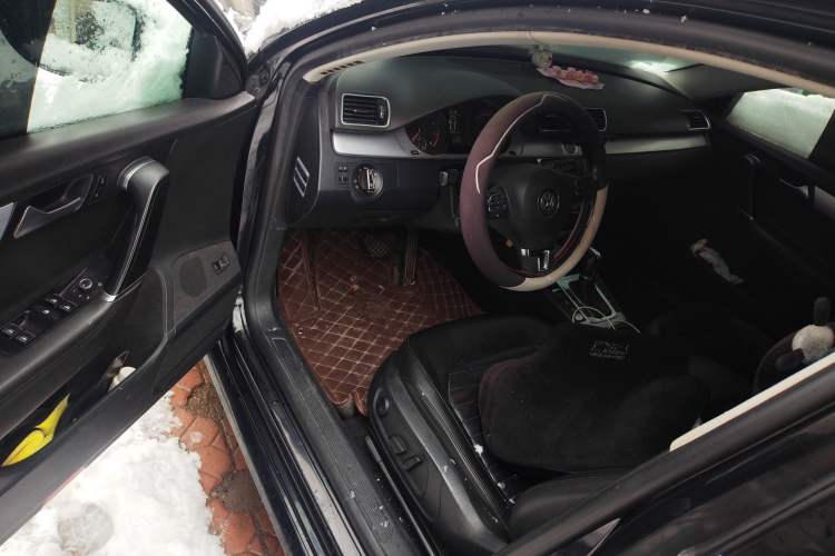 Used Volkswagen Magotan 2015 1.8TSI Advanced Model
