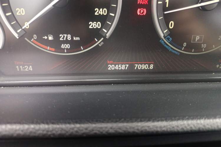 Used BMW 5 Series GT 2011 535i Elegant Edition Odometer Close Up