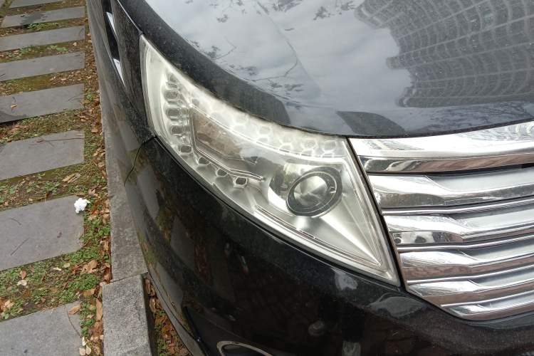 Used JAC Refine M5 2013 2.0T Gasoline Manual Business Edition