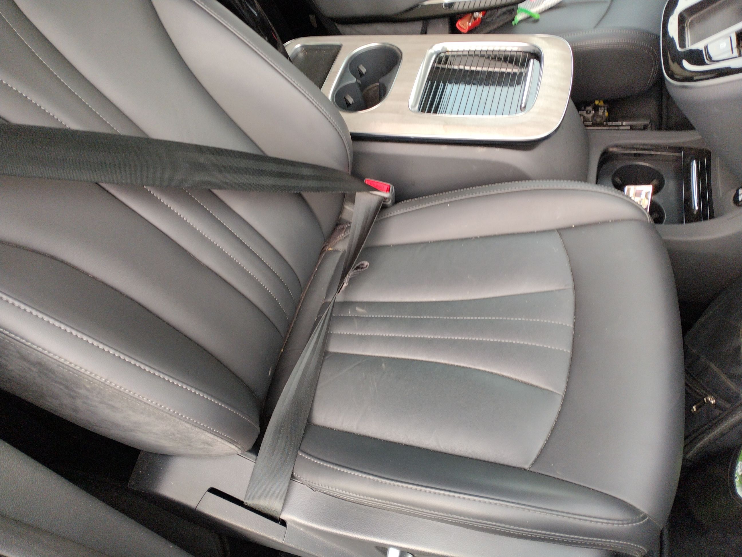 Hongqi HQ9 PHEV 2024 2.0T Four-Wheel Drive Business Edition — снимка 19