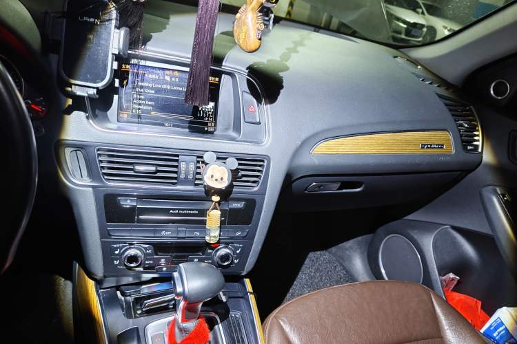 Used Audi Q5 2015 40 TFSI Luxury Model
