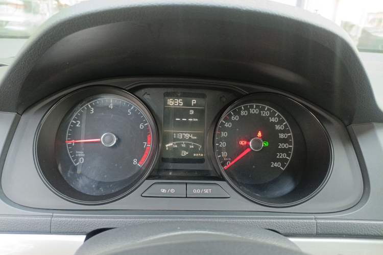 Used Volkswagen Lavida 2018 Classic 1.5L Automatic Fashion Edition China VI Standard Instrument Cluster