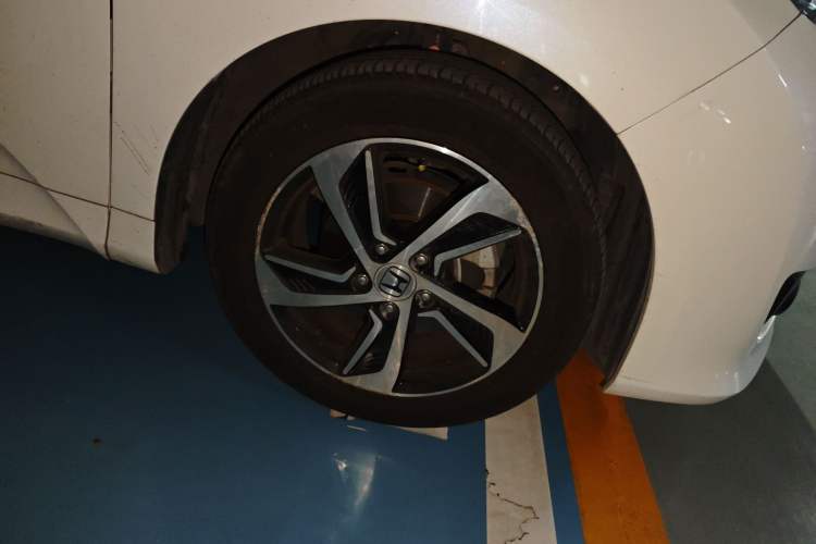 Used Honda Odyssey 2015 Revised 2.4L Luxury Edition