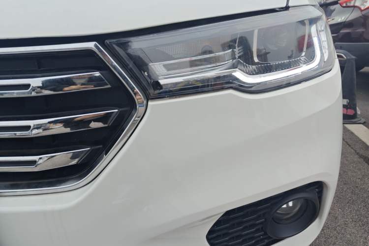 Used Haval H2s 2017 Blue Label 1.5T Manual Elite Model

