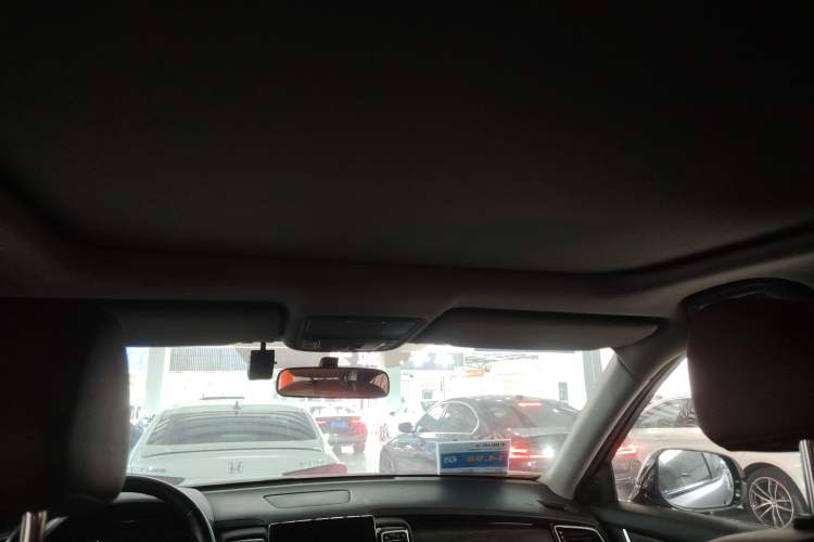 Used Honda UR-V 2020 370TURBO Two-Wheel Drive Luxury Edition
