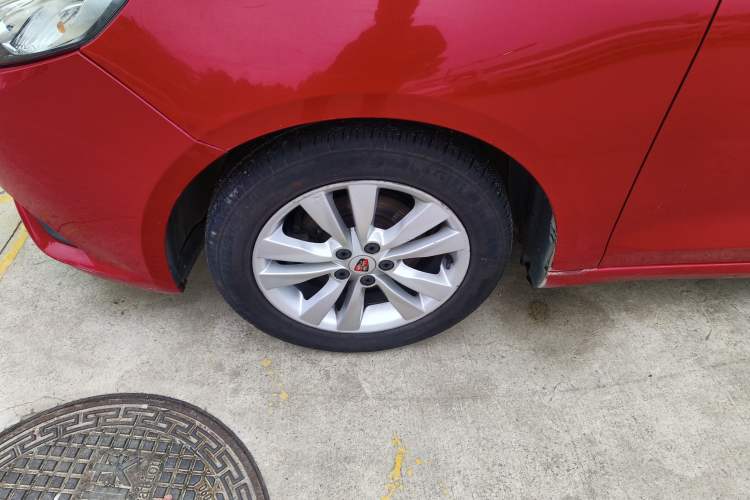 Used Roewe 360 2015 1.5L Automatic Luxury Edition
