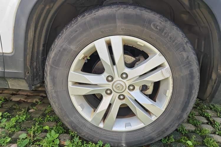 Used CHANGAN CS75 2014 2.0L Manual Luxury Version China IV Standard
