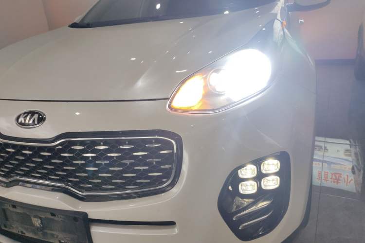 Used Kia KX5 2017 1.6T Automatic Two-Wheel Drive 15th Anniversary Special Edition DLX