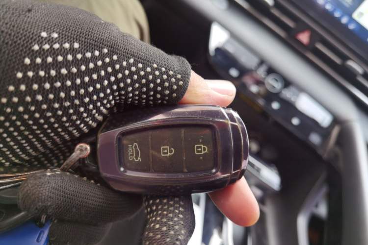 Used Hyundai Elantra 2022 1.5L CVT LUX Prestige Edition