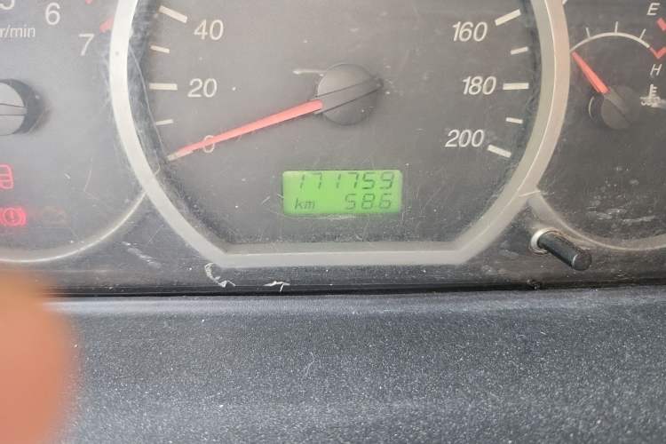 Used Wuling Hongguang 2010 1.4L Standard Version Odometer Close Up