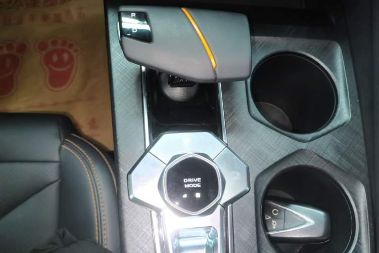 Used Changan UNI-V 2024 1.5T Prestige Edition