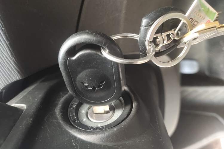 Used Wuling Hongguang 2021 1.5L S Base Version LAR Vehicle Key