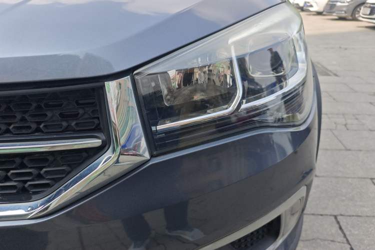 Used Chery Tiggo 3X 2018 1.5L Automatic Elite Edition Left Front Headlight