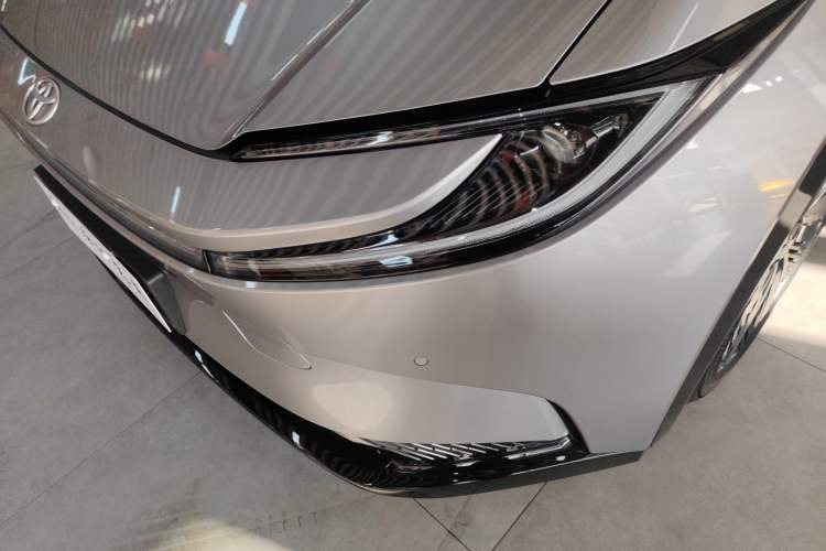 Used Toyota bZ5 2025 Model 550 PRO