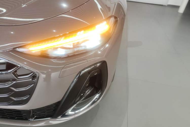 Used Audi A5L 2026 2.0T Sport Plus
