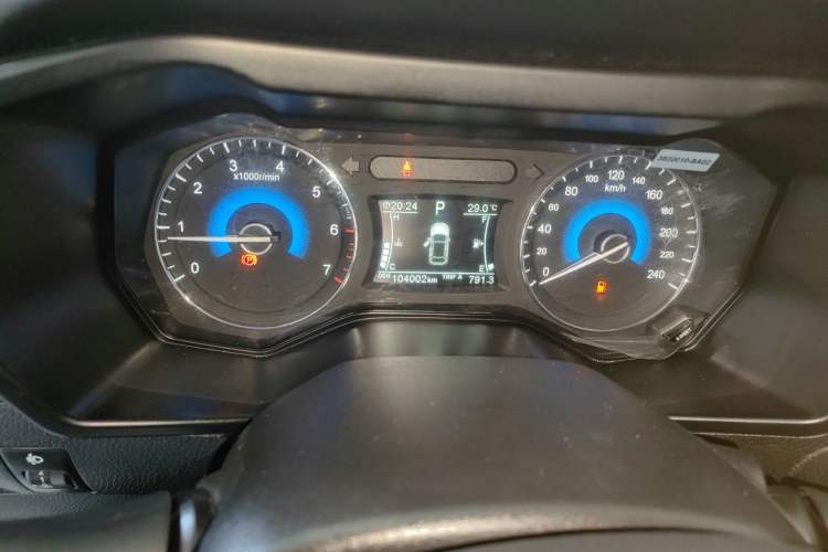 Used Dongfeng Fengon 580 2017 1.5T CVT Luxury Model
