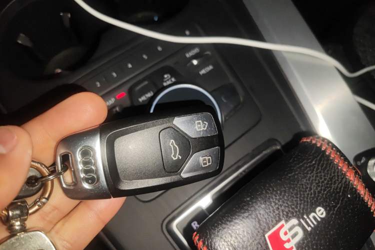 Used Audi A4L 2018 30th Anniversary Edition 40 TFSI Fashion Model