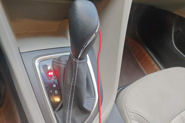 Used Buick GT 2016 15N Automatic Entry-Level Trim Gear Lever