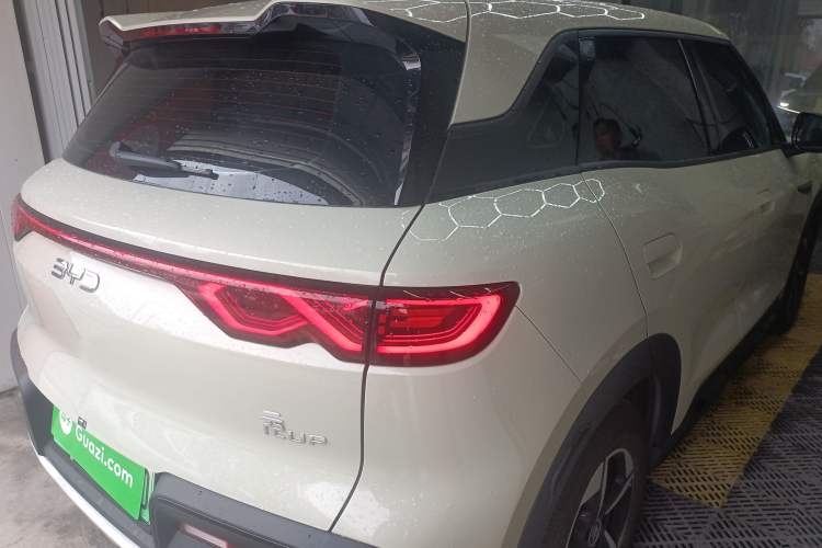 Used BYD Yuan UP 2024 301KM Leading Edition Rear Right 45 Deg