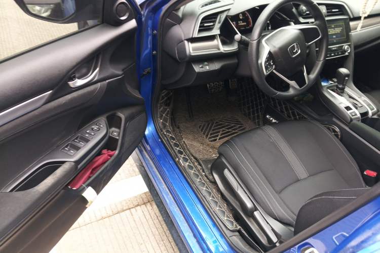 Used Honda Civic 2019 220TURBO CVT Dynamic Edition China VI Emission Standard Driver Seat
