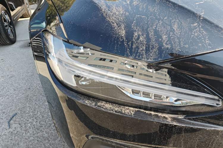 Used Volvo S90 2025 B5 Zhiyuan Luxury Edition Right Front Headlight