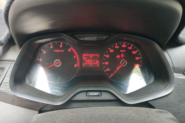 Used Baojun 310 2016 1.2L manual Comfort trim level