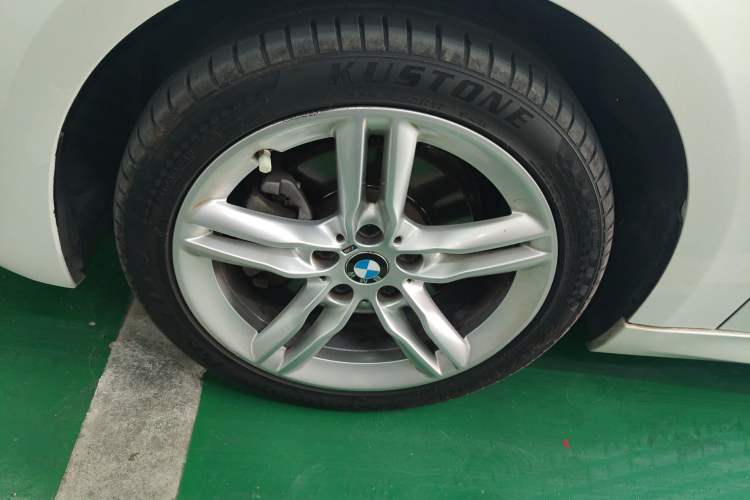 Used BMW 1 Series 2021 120i M Sport Night Edition Left Front Wheel Hub