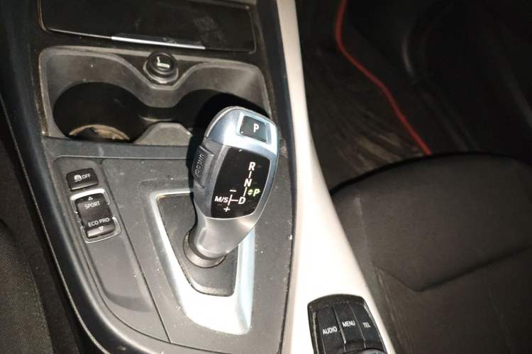Used BMW 1 Series 2013 Revised 116i Leading Edition Gear Lever
