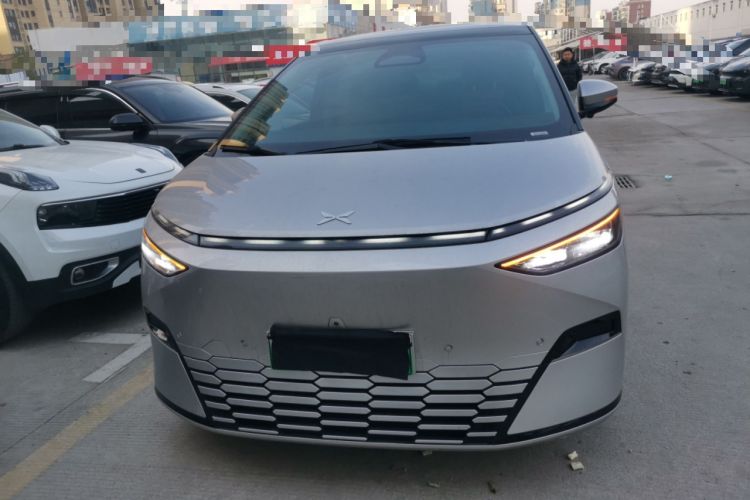 Used XPeng X9 2024 702 Ultra-Long Range Max