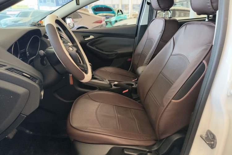 Used Ford Focus 2012 Hatchback 1.6L Automatic Comfort Model Left Front Seat