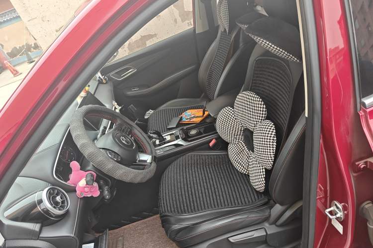 Used MG HS 2020 20T Automatic Two-Wheel Drive Ultra-Luxury Version China VI Standard