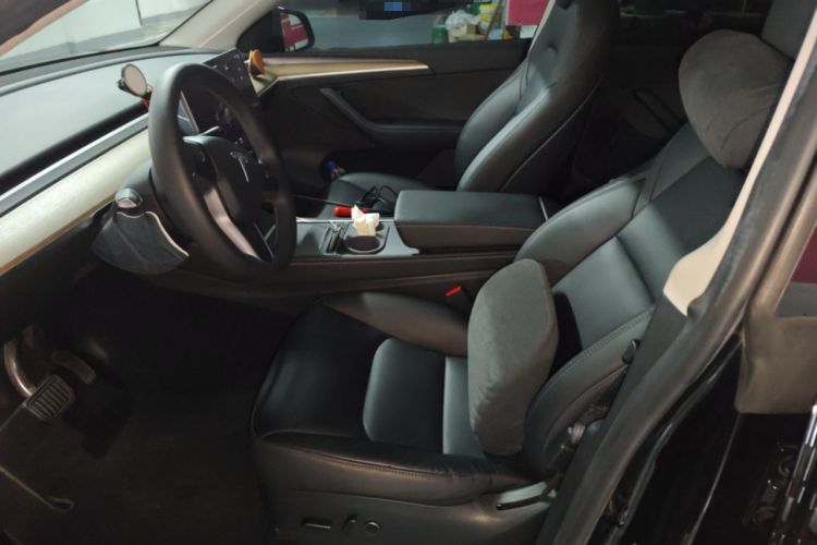 Used Tesla Model Y 2022 Long-Range All-Wheel-Drive Version