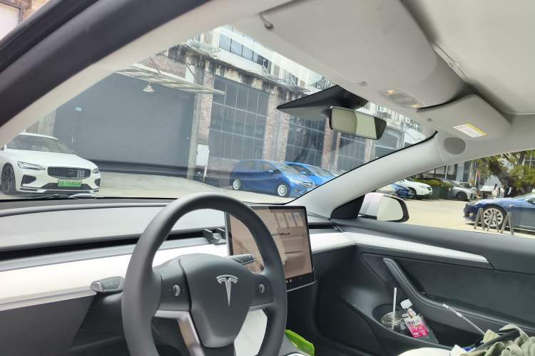 Used Tesla Model 3 2022 Rear-Wheel-Drive Version Headliner