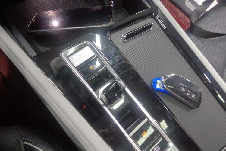 Used Volkswagen Teramont 2023 380TSI Four-Wheel Drive Prestige Luxury Edition Gear Lever