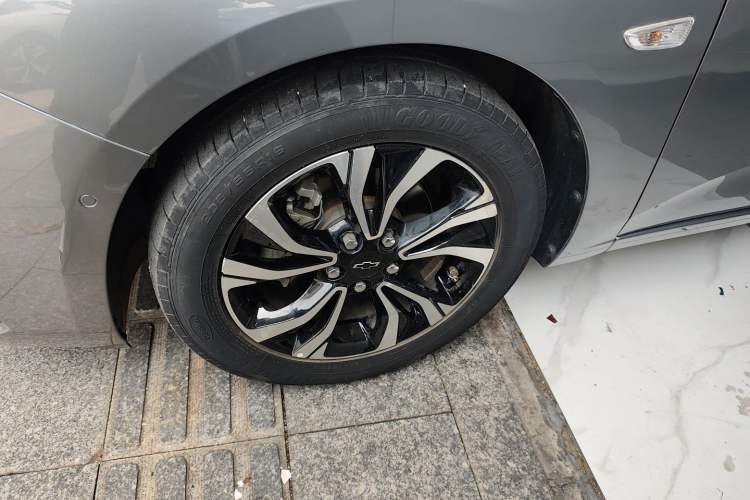 Used Chevrolet Monza 2019 RS 330T Automatic Sporty Edition China VI Standard Exterior 4