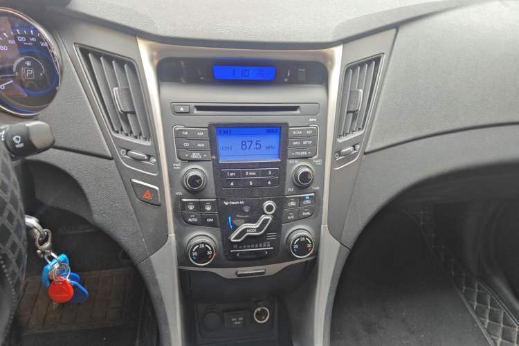 Used Hyundai Sonata 2011 2.0L Automatic Leading Edition
