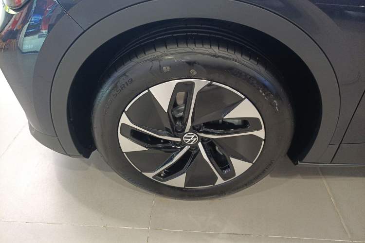 Used Volkswagen ID.4 CROZZ 2025 Pure Edition