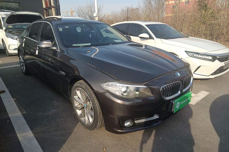 Used BMW 5 Series 2017 525Li Leading Model
